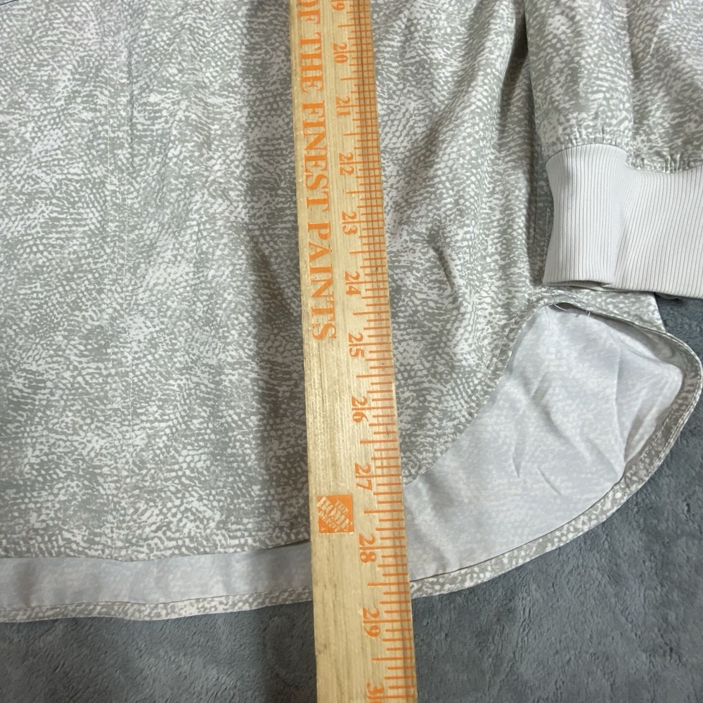 Athleta Women Medium Zuma Printed Top Long Sleeve Pockets Viper Grey Flowy Chic - Picture 9 of 13